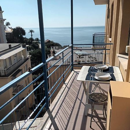 Appartamento Con Stupenda Vista Mare Zona Bristol Rapallo Bagian luar foto