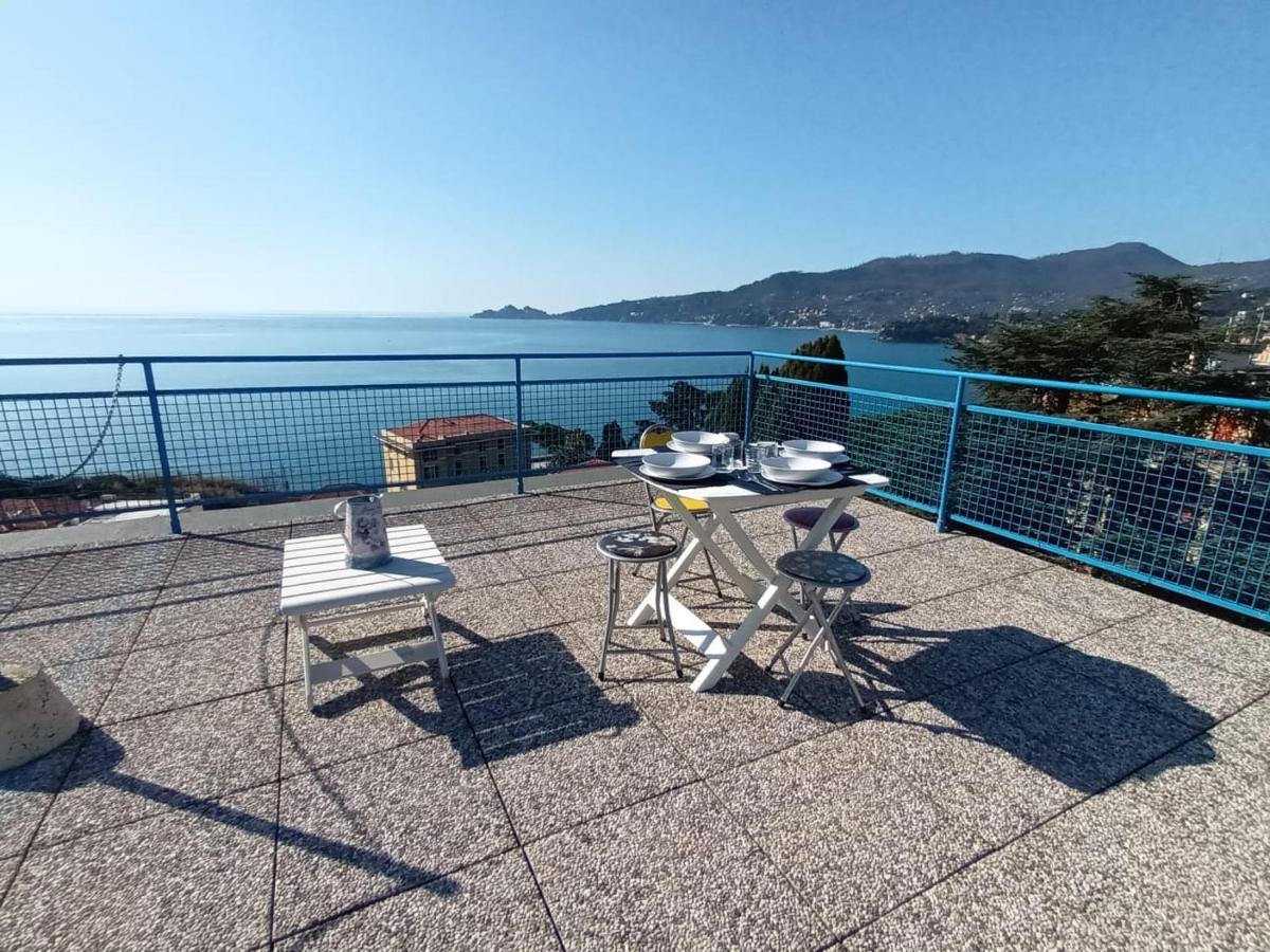 Appartamento Con Stupenda Vista Mare Zona Bristol Rapallo Bagian luar foto