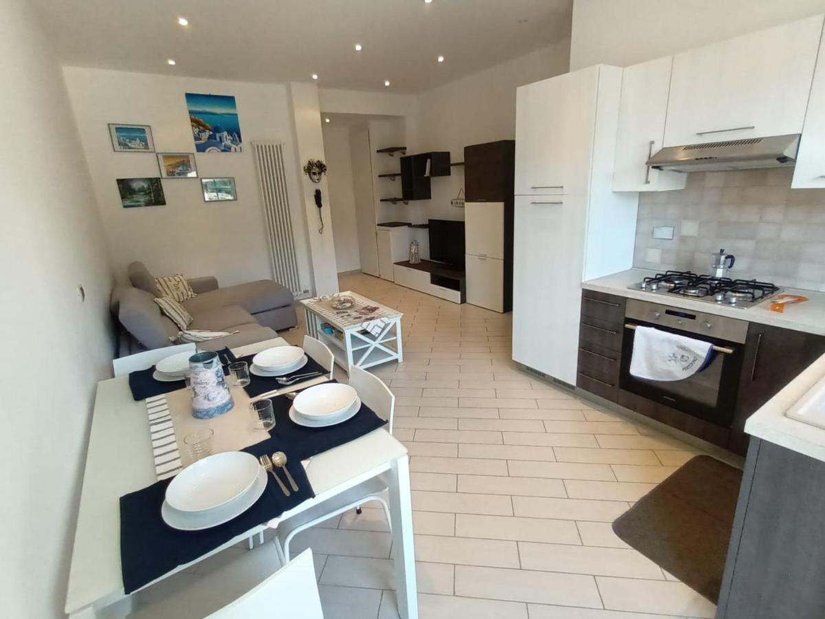Appartamento Con Stupenda Vista Mare Zona Bristol Rapallo Bagian luar foto